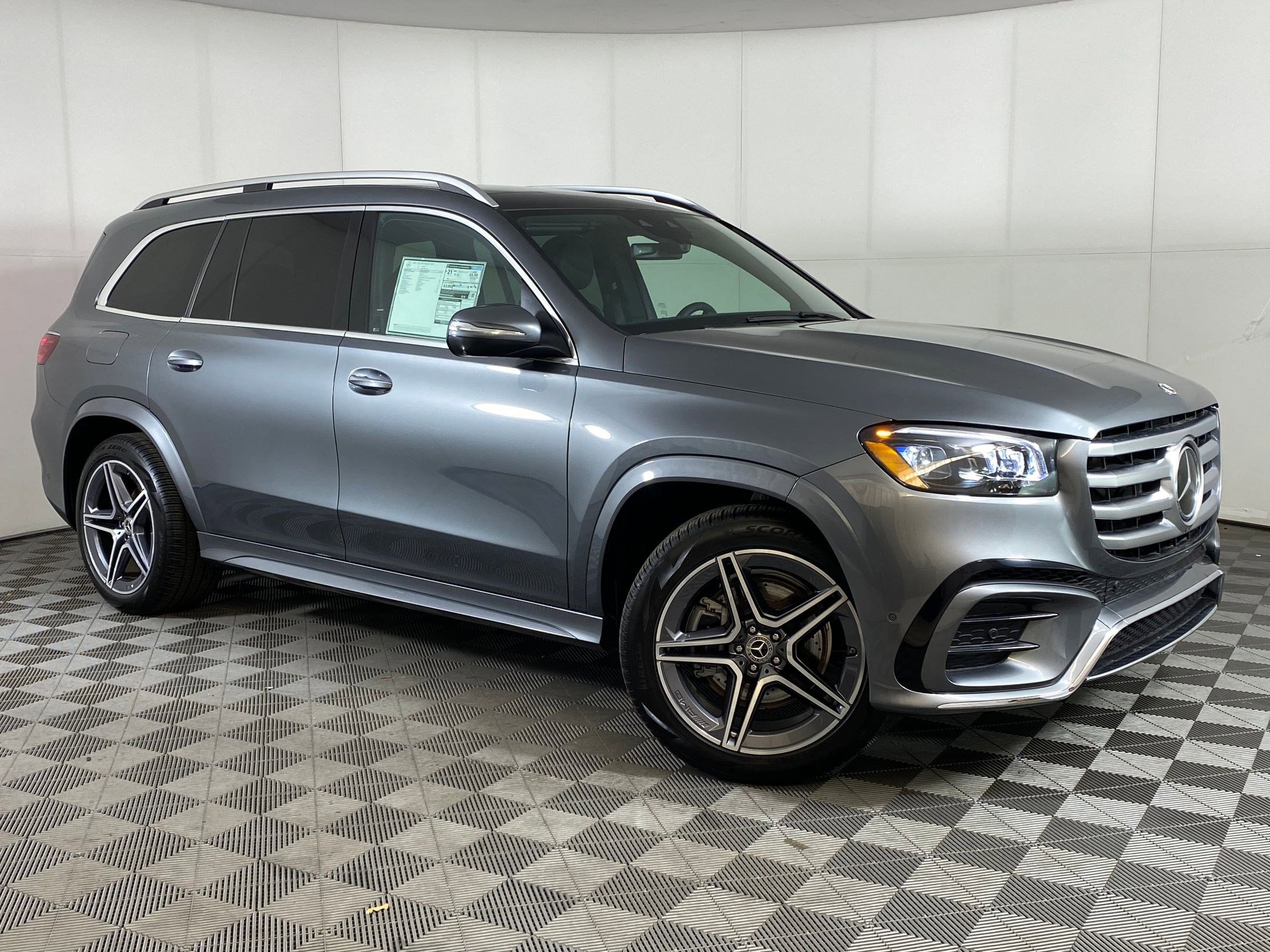 New 2025 Mercedes-Benz GLS 450 4MATIC image 6