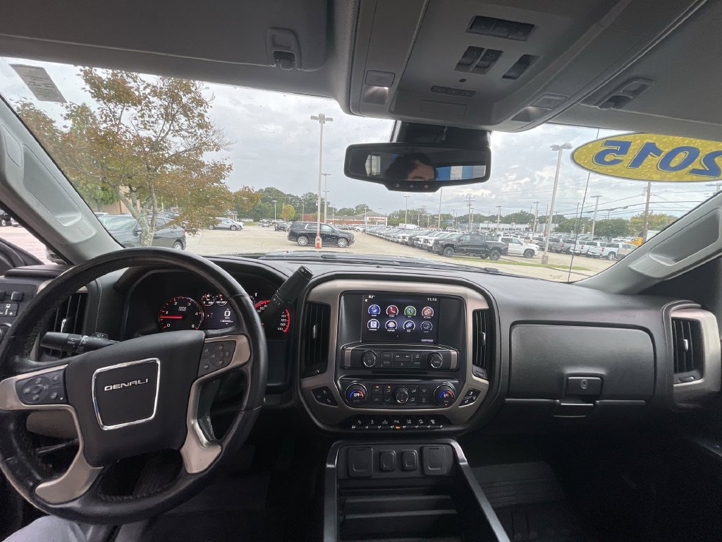 Certified 2015 GMC Sierra 2500 Denali w/ Duramax Plus Package AWD/4WD image 11