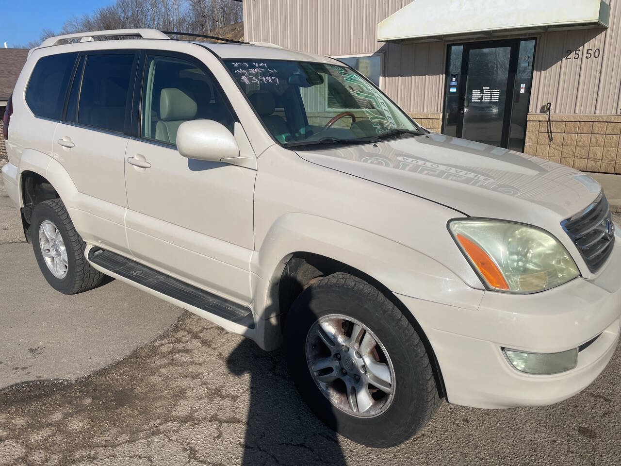 Used 2003 Lexus GX 470 image 2
