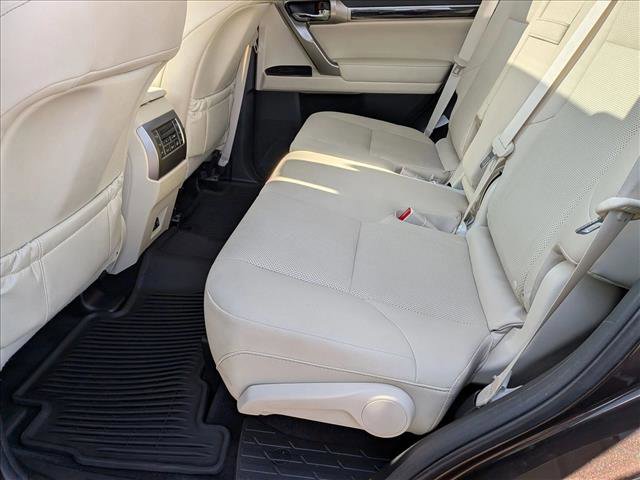 Used 2020 Lexus GX 460 Premium w/ Premium Package image 20