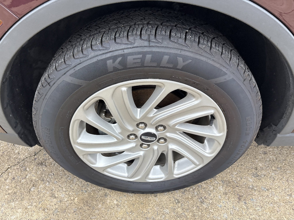 Used 2020 Lincoln Corsair FWD image 12