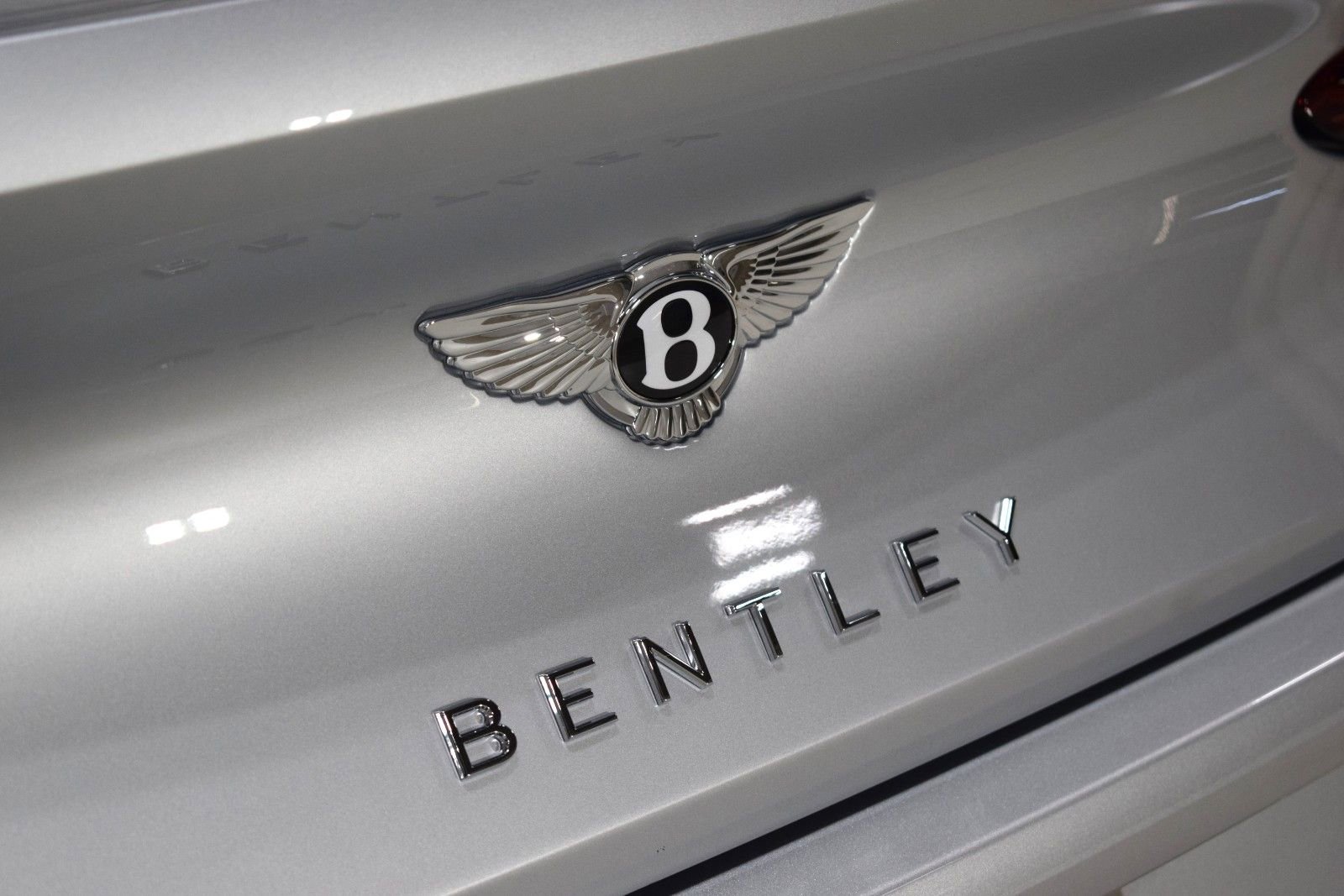 New 2026 Bentley Continental GTC AWD/4WD image 15