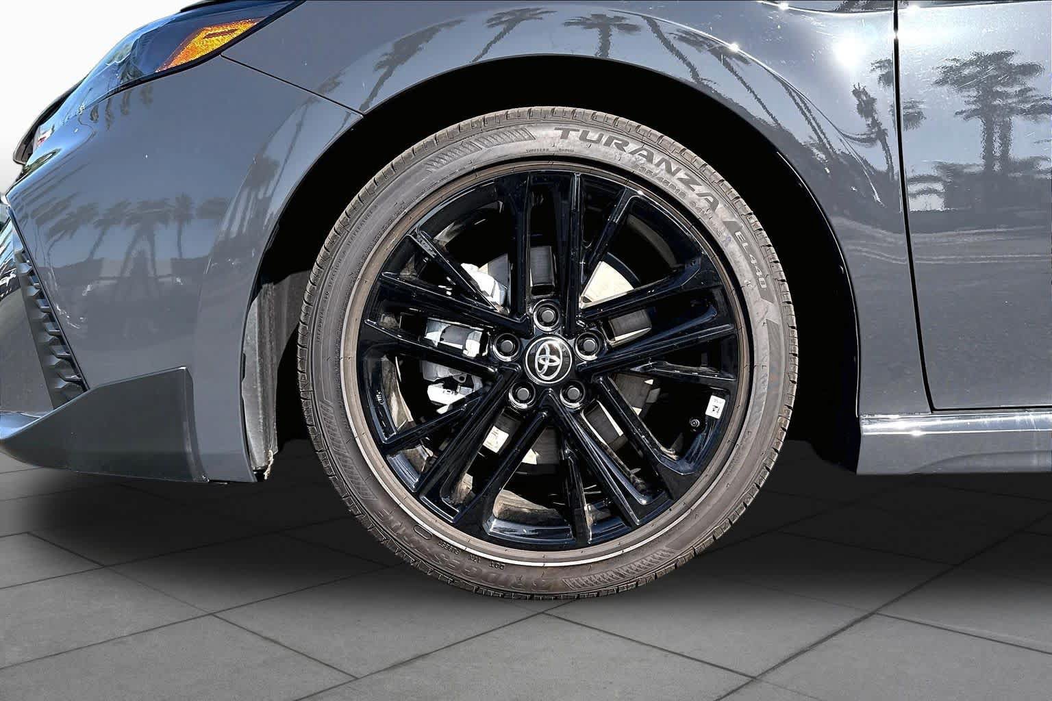 Used 2026 Toyota Camry SE FWD image 10