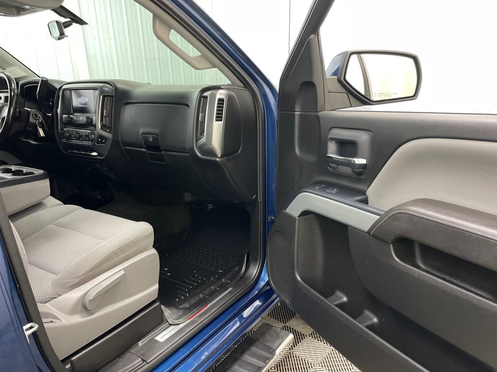 Used 2017 Chevrolet Silverado 1500 LT w/ All Star Edition image 35