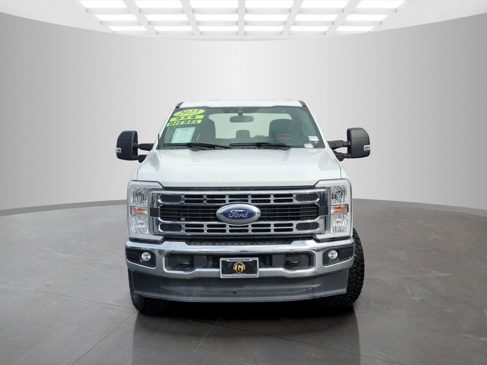 Used 2023 Ford F250 XLT w/ FX4 Off-Road Package AWD/4WD image 2