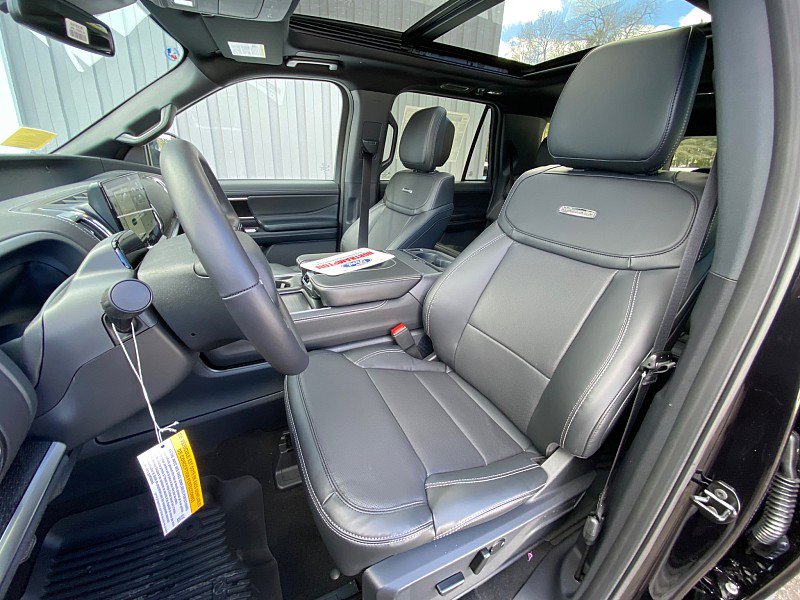 New 2026 Ford Expedition Max Platinum w/ Stealth Performance Package image 22