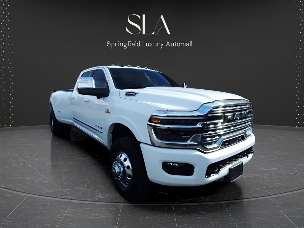 Used 2025 RAM 3500 Limited image 3
