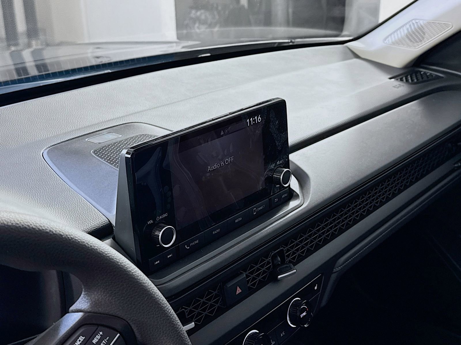 Used 2025 Honda Accord SE image 8