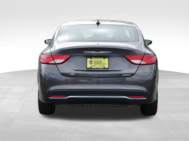 Used 2016 Chrysler 200 Limited image 8