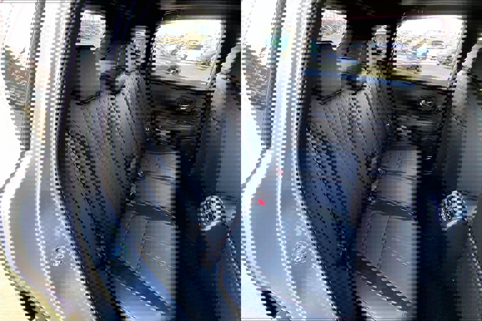 Certified 2025 Acura ADX A-Spec image 19