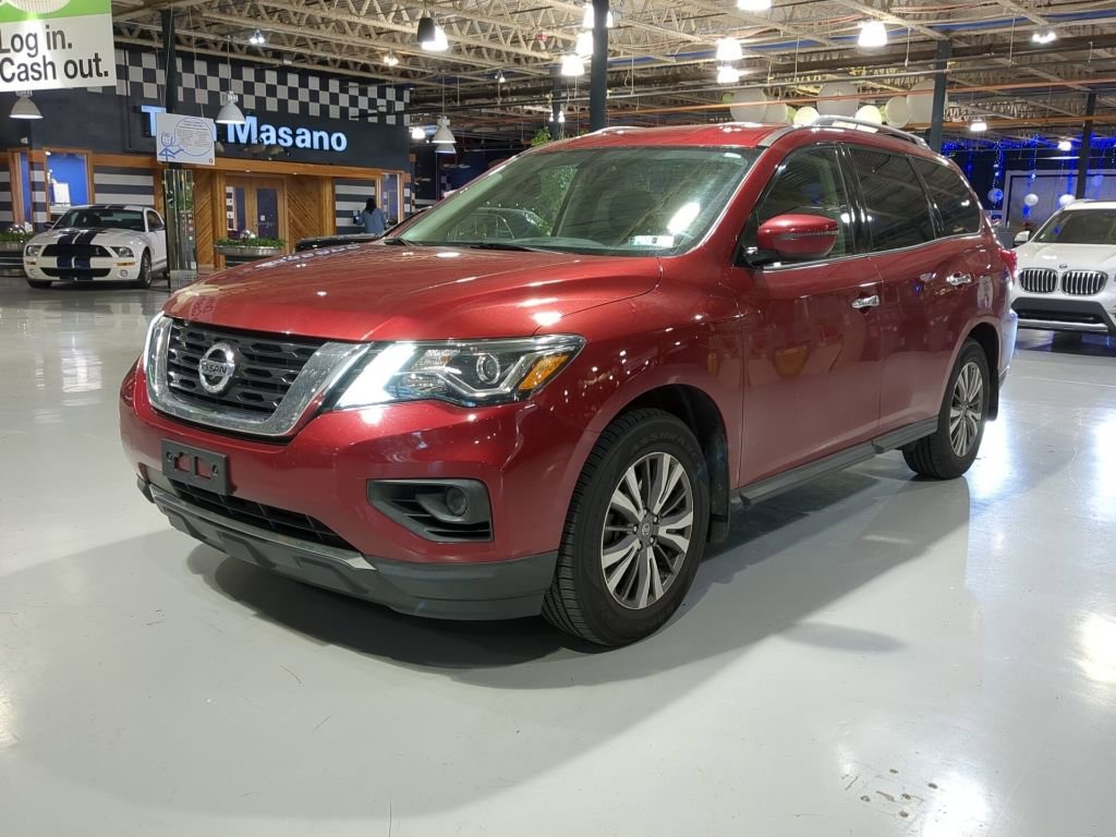 Used 2018 Nissan Pathfinder S AWD/4WD image 1