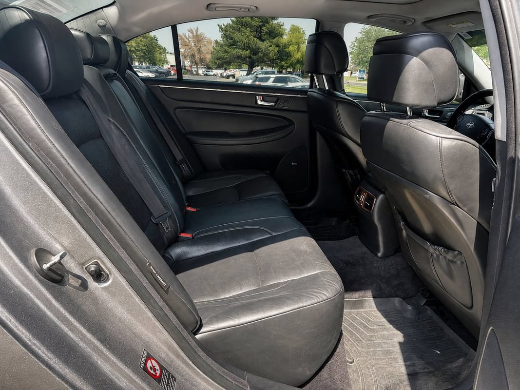 Used 2009 Hyundai Genesis 4.6 w/ Technology Pkg 5 RWD image 14