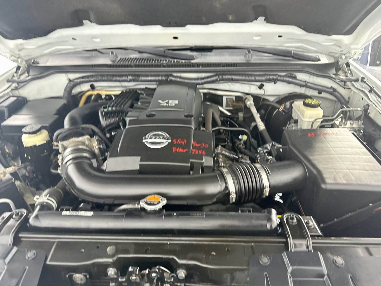 Used 2017 Nissan Frontier SV w/ SV Value Truck Package AWD/4WD image 34