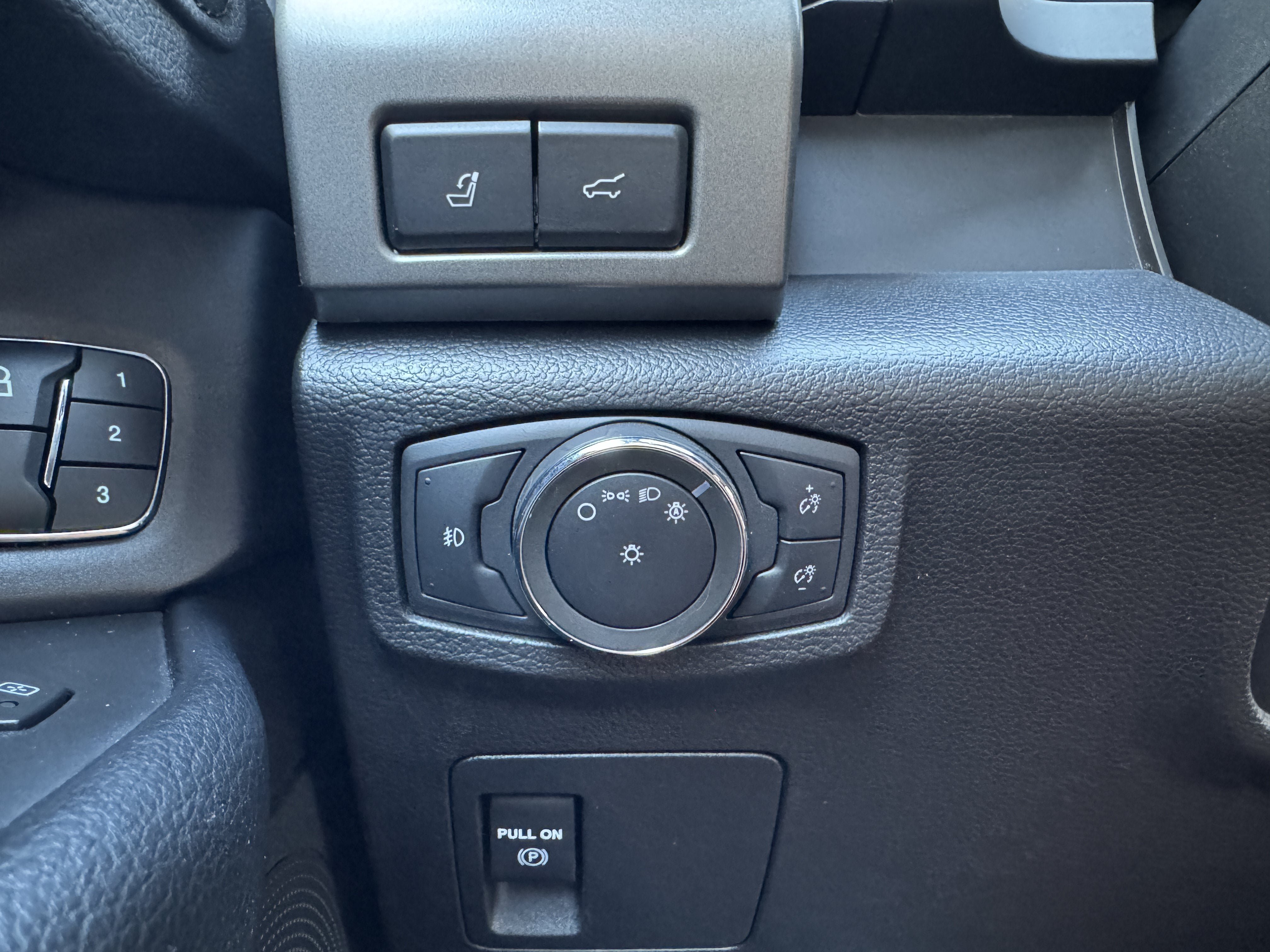Used 2021 Ford Expedition Max XLT AWD/4WD image 23