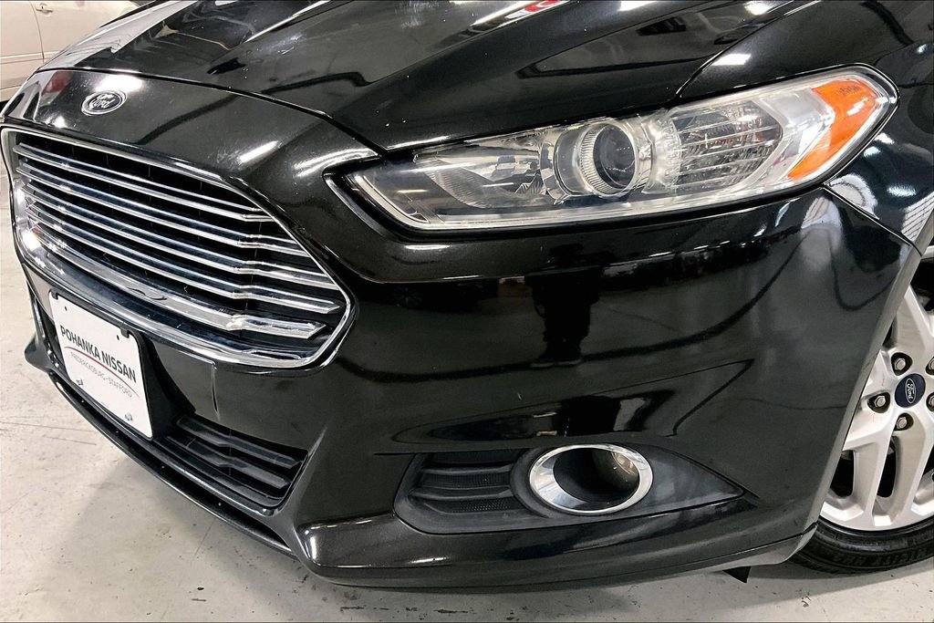 Used 2013 Ford Fusion SE image 29