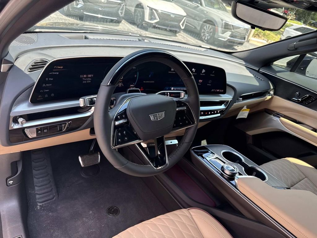 New 2025 Cadillac Lyriq Sport w/ Nappa Leather Package image 34