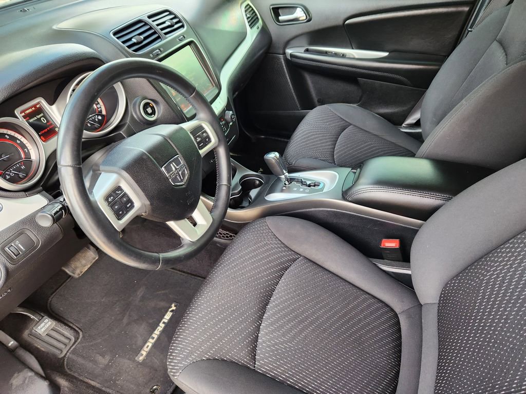 Used 2017 Dodge Journey Crossroad image 7