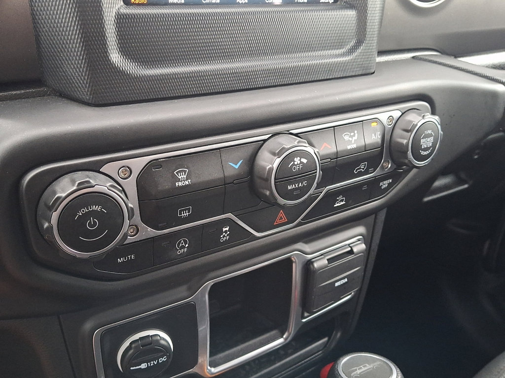 Used 2023 Jeep Gladiator Sport w/ Trailer Tow Package AWD/4WD image 29