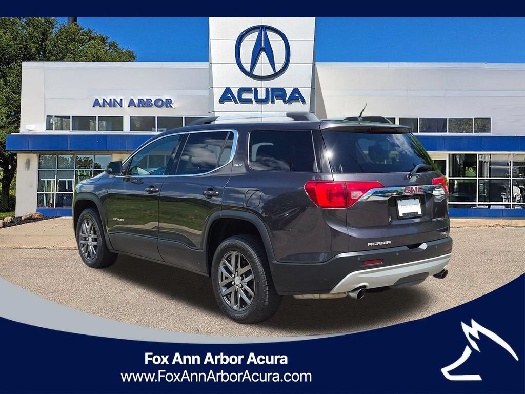 Used 2017 GMC Acadia SLT AWD/4WD image 3