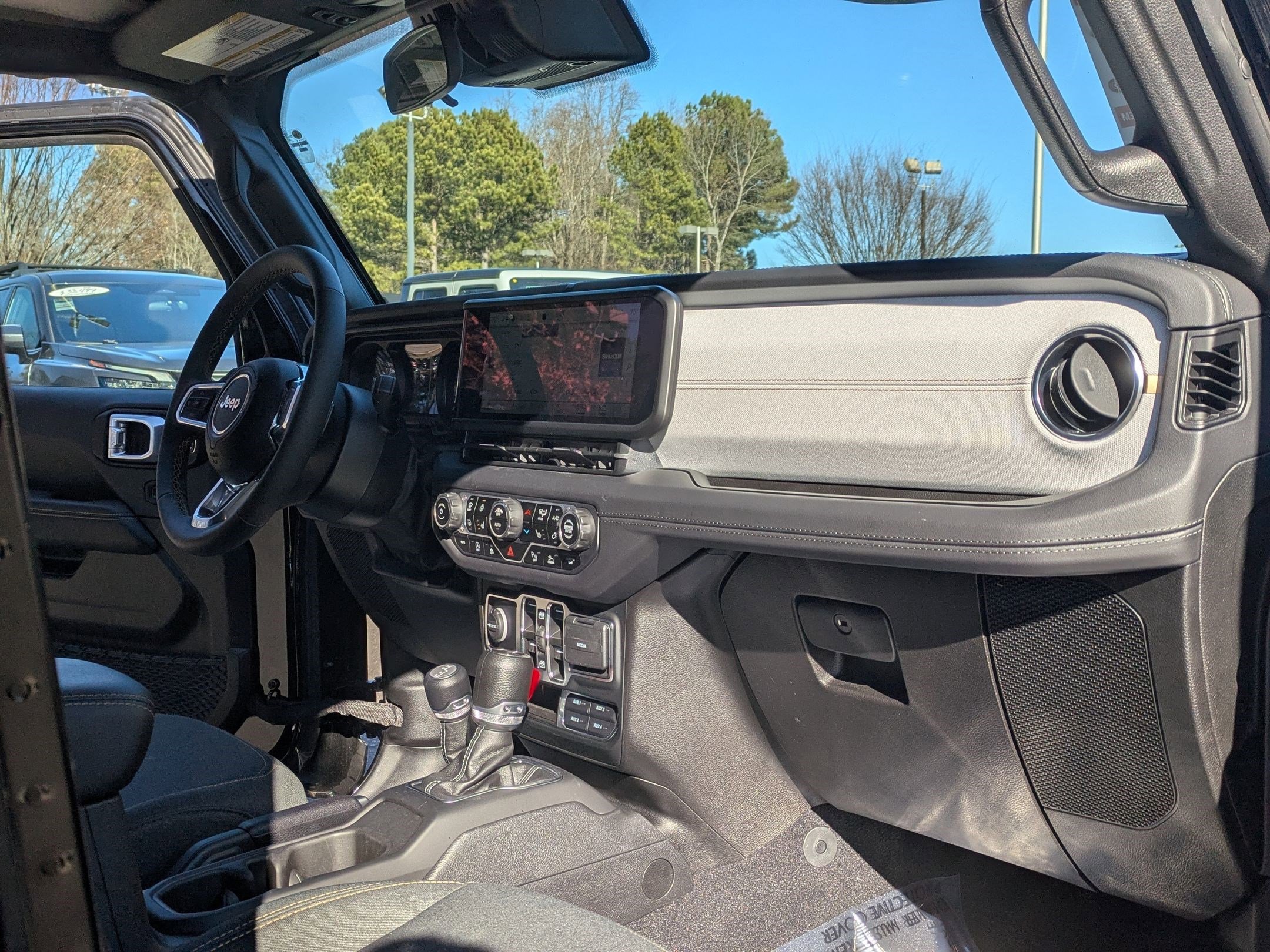 Used 2024 Jeep Wrangler Sahara w/ Safety Group image 23