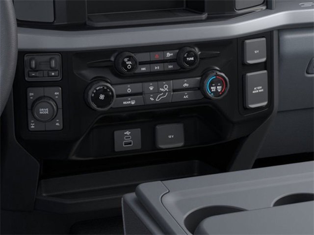 New 2025 Ford F250 XLT w/ FX4 Off-Road Package image 15