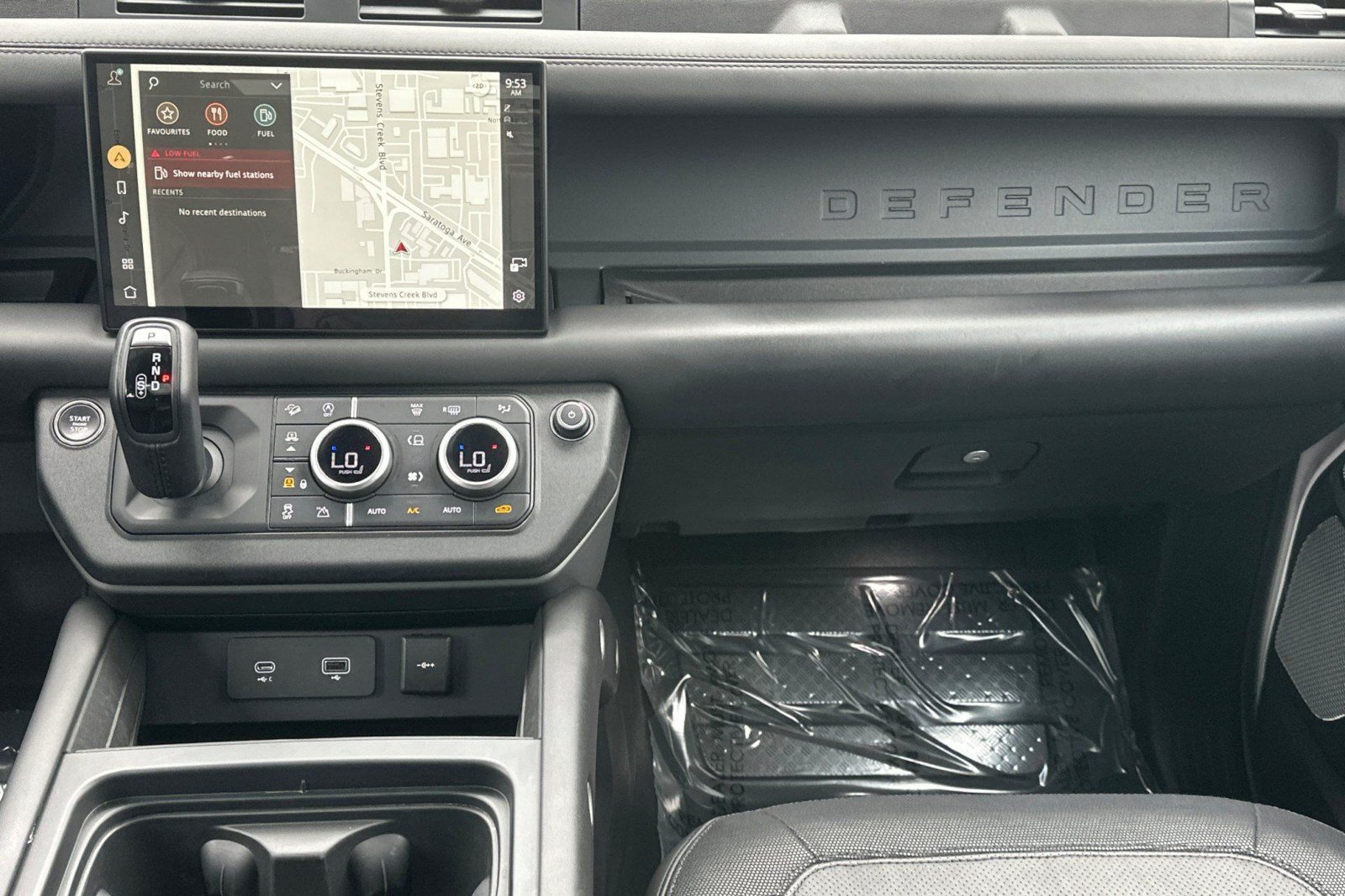 Certified 2024 Land Rover Defender 130 X-Dynamic SE AWD/4WD image 34