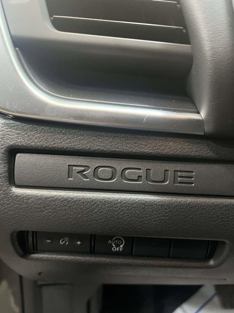 Certified 2026 Nissan Rogue S image 16