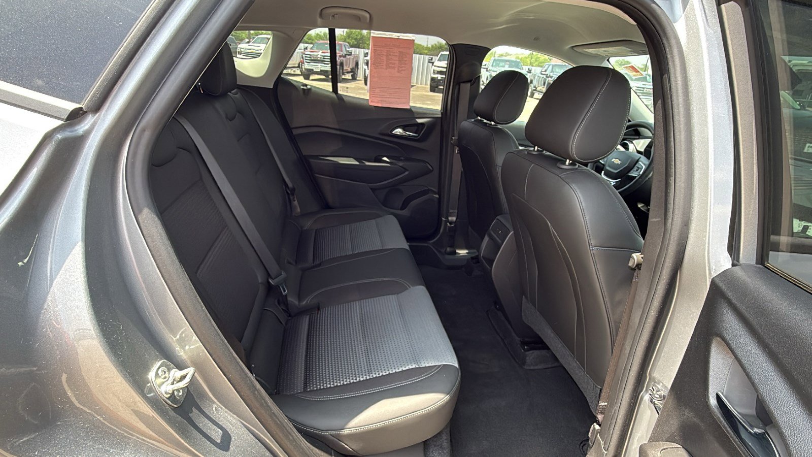 Used 2024 Chevrolet Trax LT w/ Driver Confidence Package FWD image 23