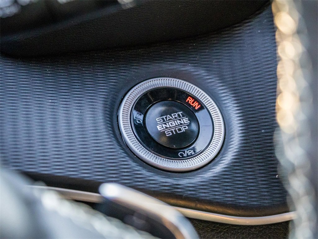 Used 2024 Jeep Grand Cherokee L Laredo image 27