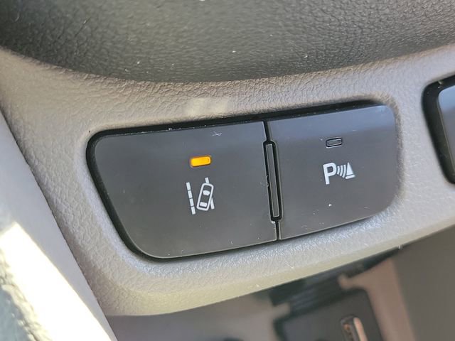 Used 2016 Buick Encore Premium w/ Experience Buick Package FWD image 27