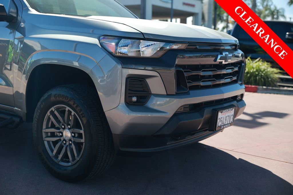 Used 2023 Chevrolet Colorado LT w/ LT Convenience Package II AWD/4WD image 8