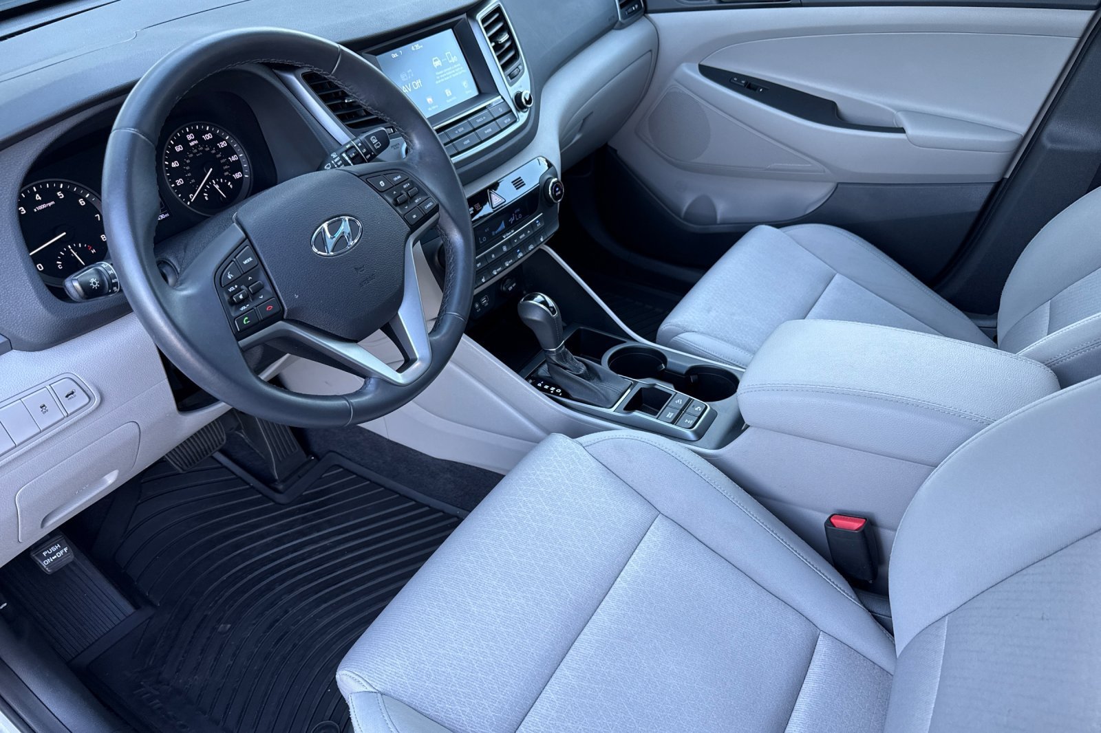 Used 2018 Hyundai Tucson Value w/ Cargo Package AWD/4WD image 9