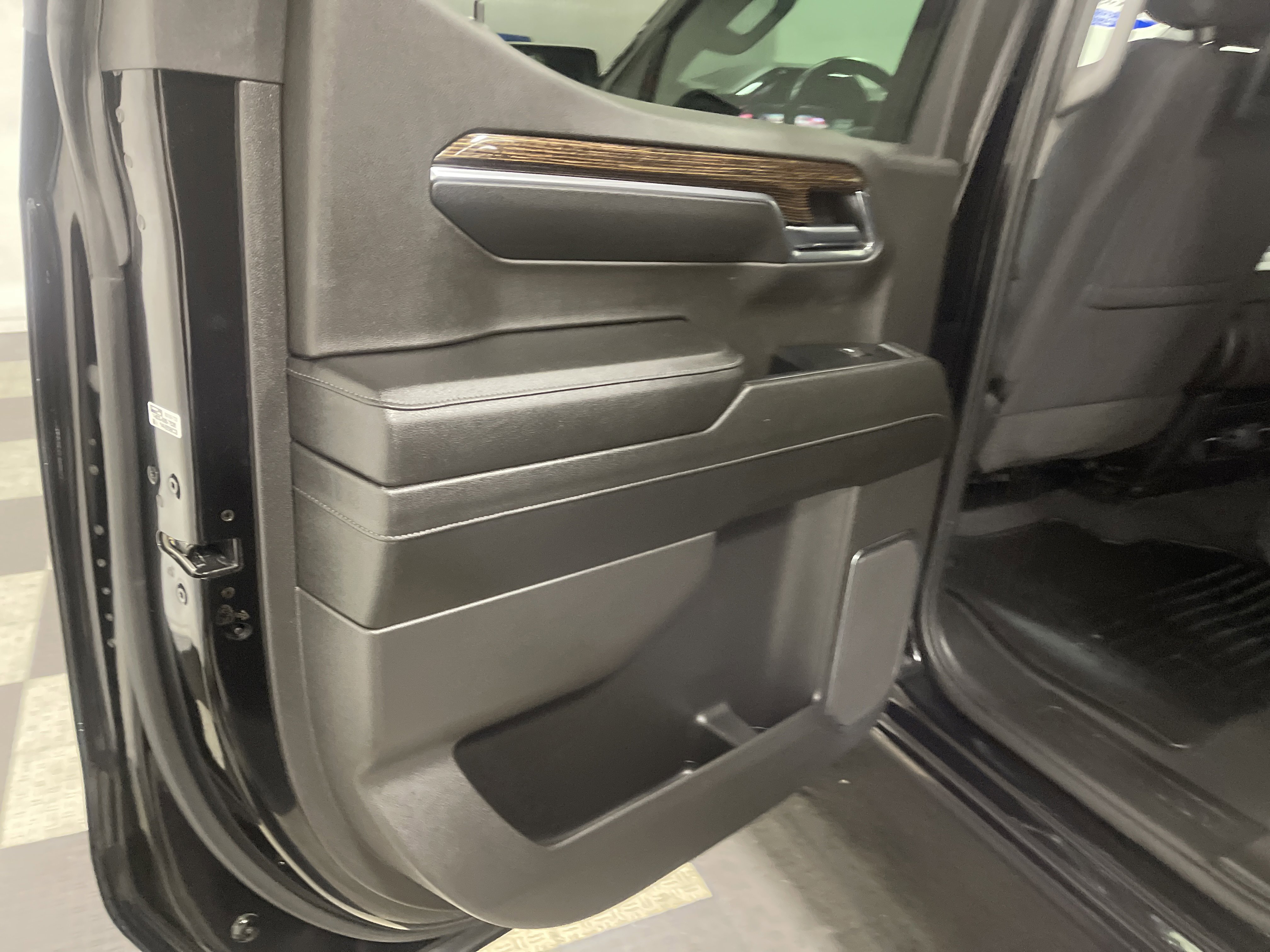 Used 2024 GMC Sierra 1500 Elevation image 15