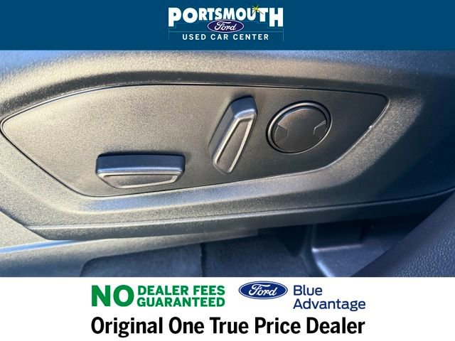 Used 2022 Ford Explorer XLT w/ Equipment Group 202A image 23