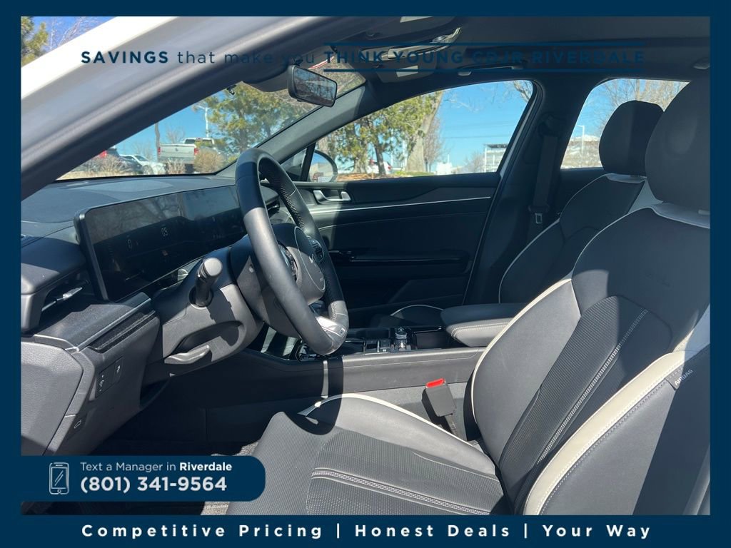 Used 2025 Kia K5 GT-Line w/ GT-Line Premium Package image 9