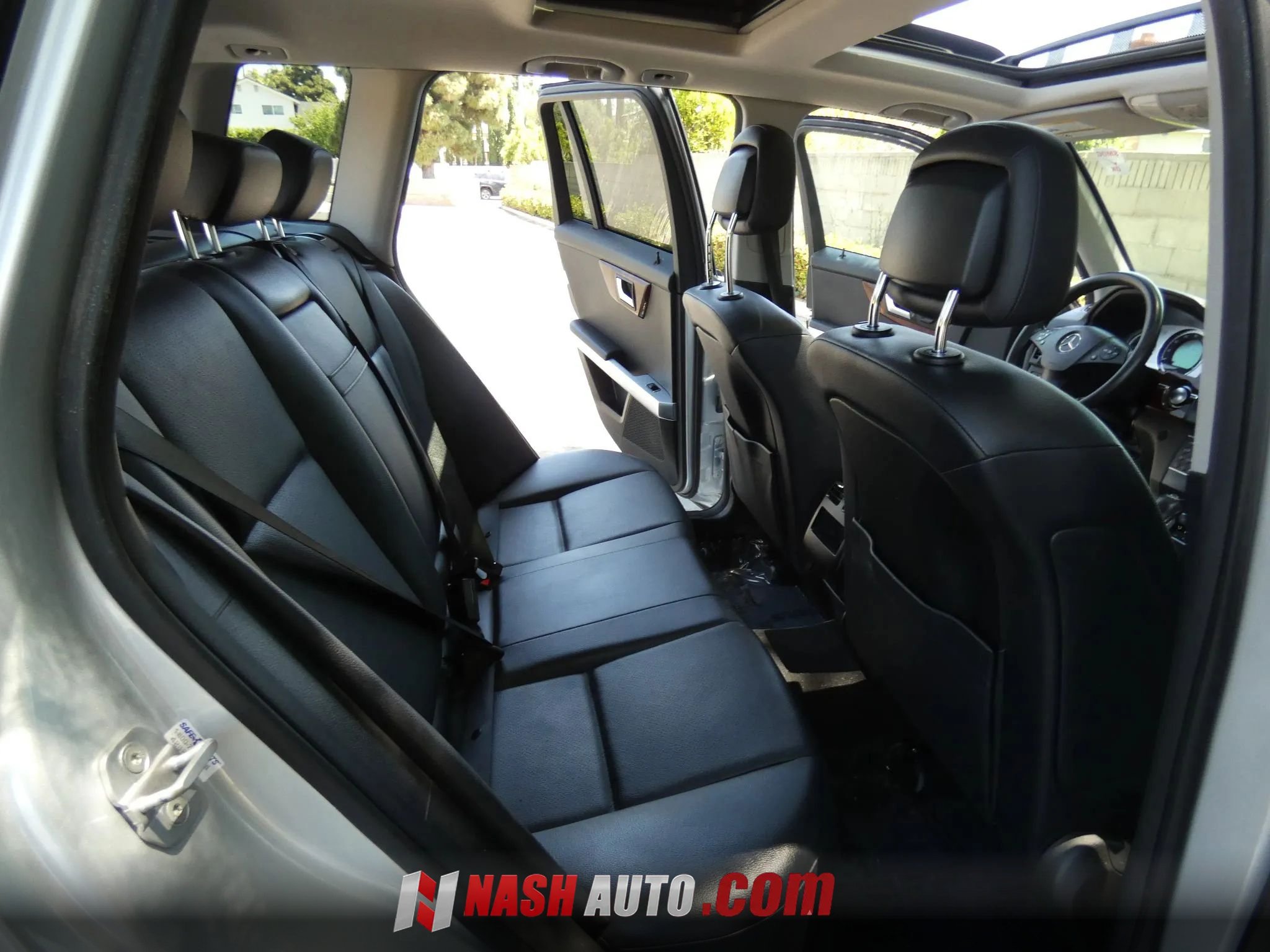 Used 2012 Mercedes-Benz GLK 350 2WD image 32