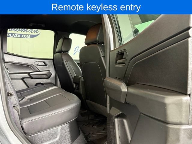 Used 2024 Chevrolet Colorado W/T AWD/4WD image 17