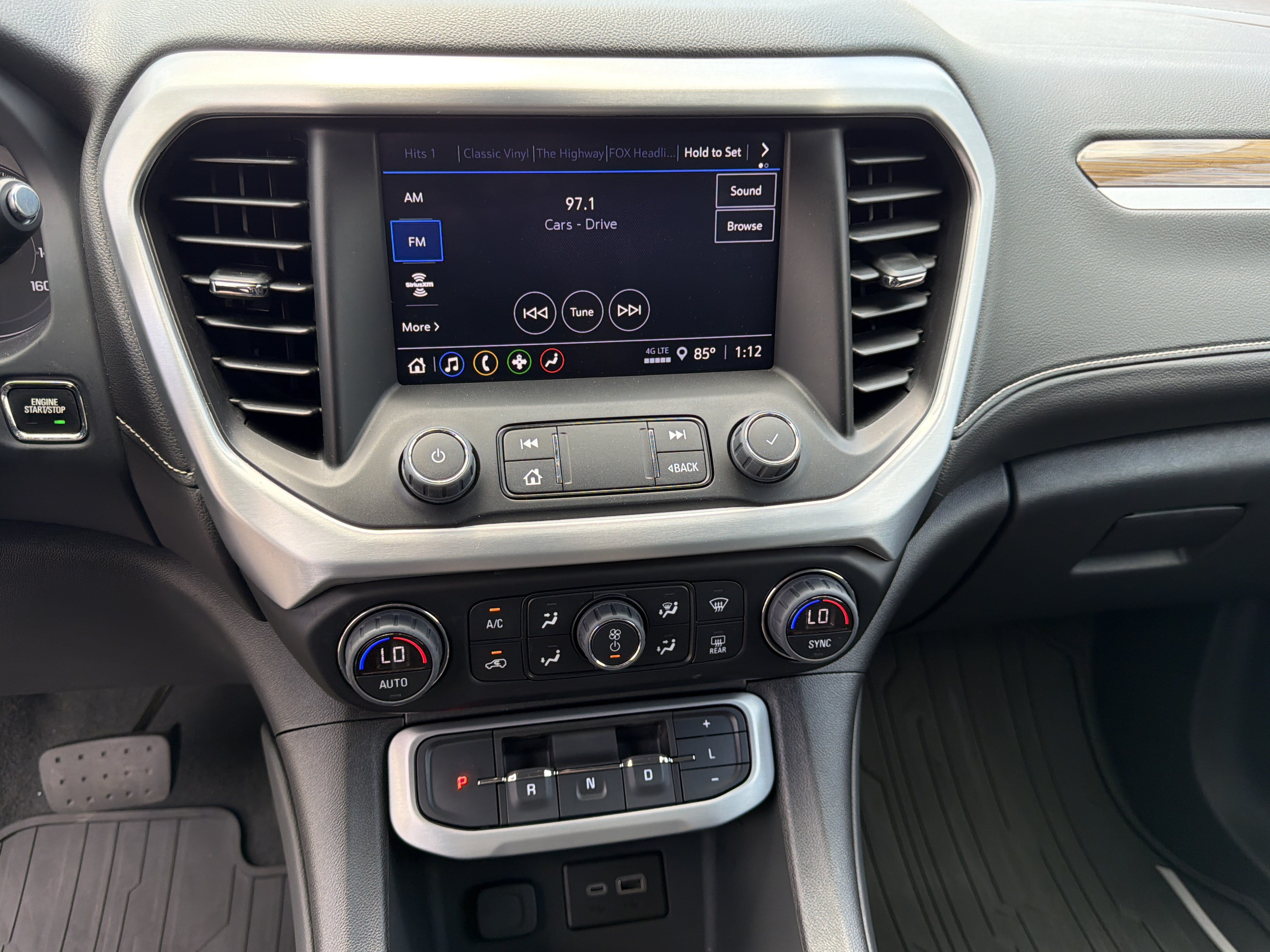 Used 2023 GMC Acadia SLE AWD/4WD image 28
