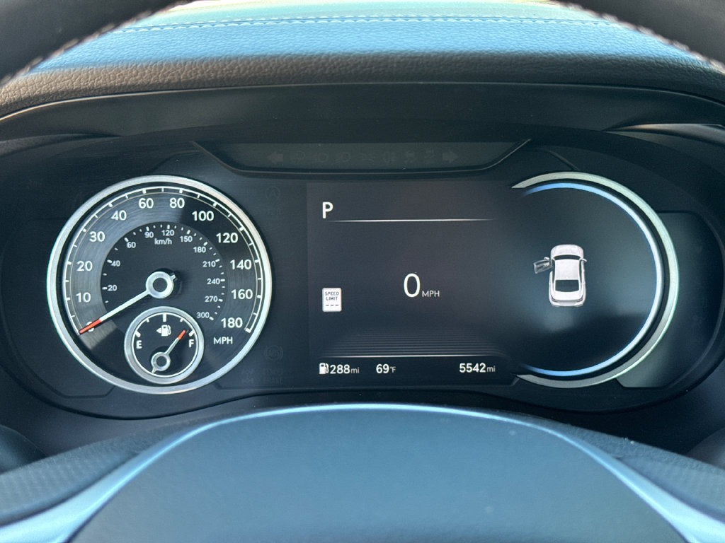Used 2026 Genesis G70 2.5T Prestige RWD image 26