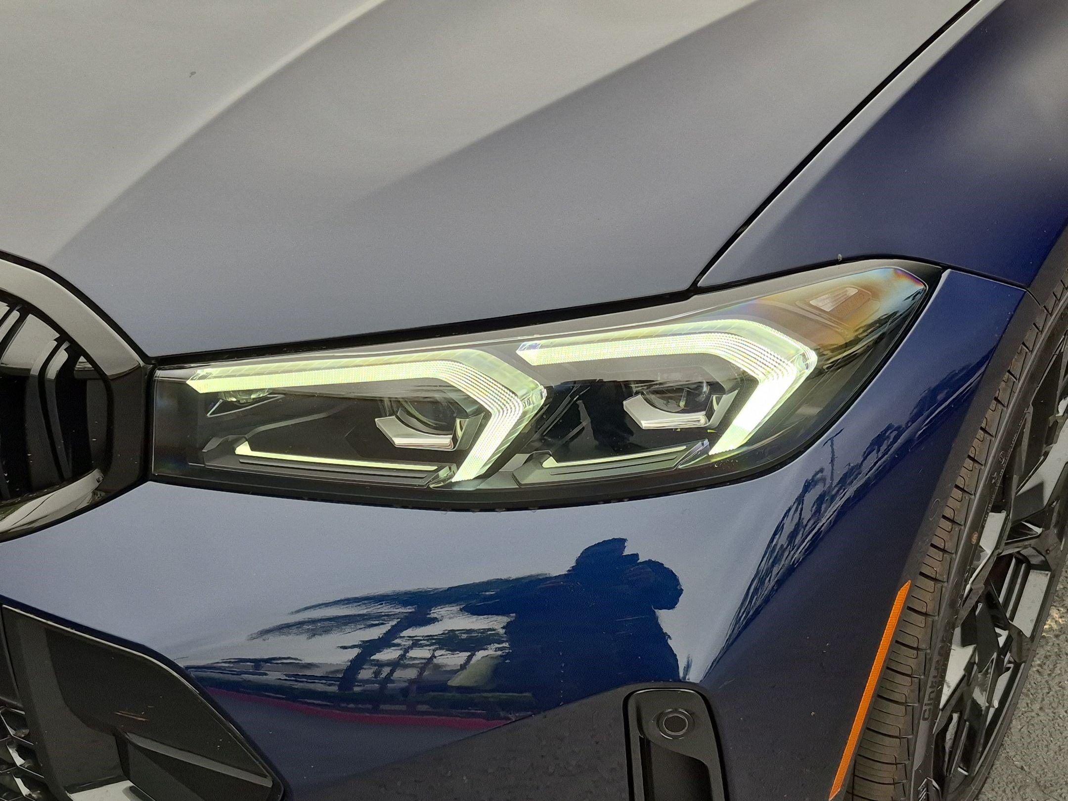 New 2026 BMW 330i Sedan w/ M Sport Package RWD image 6