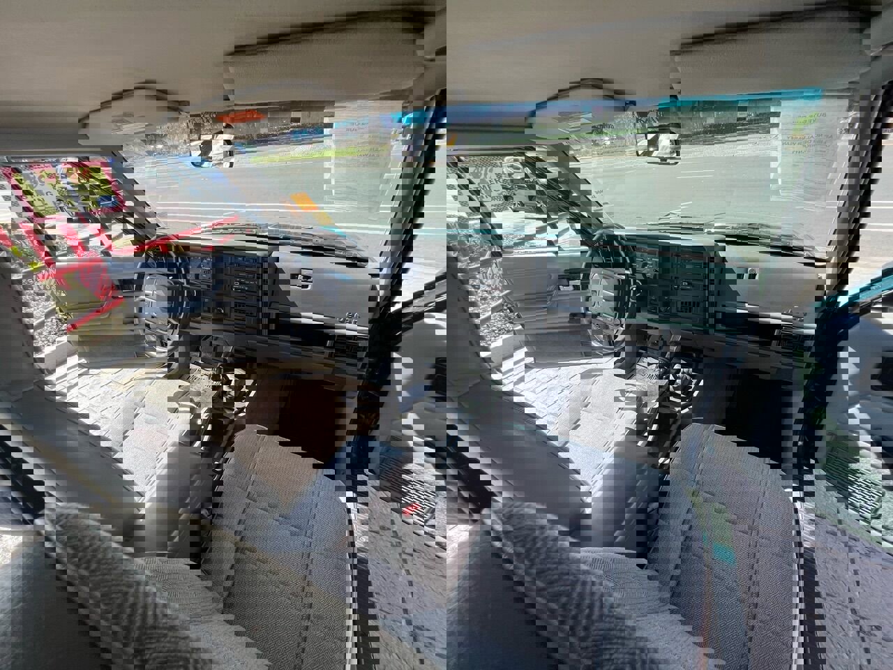 Used 1996 Jeep Cherokee 4WD 4-Door image 46