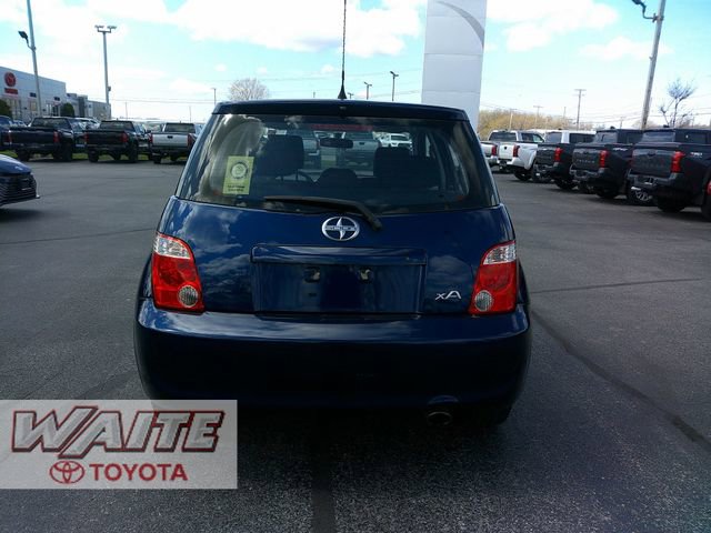 Used 2006 Scion xA FWD image 3
