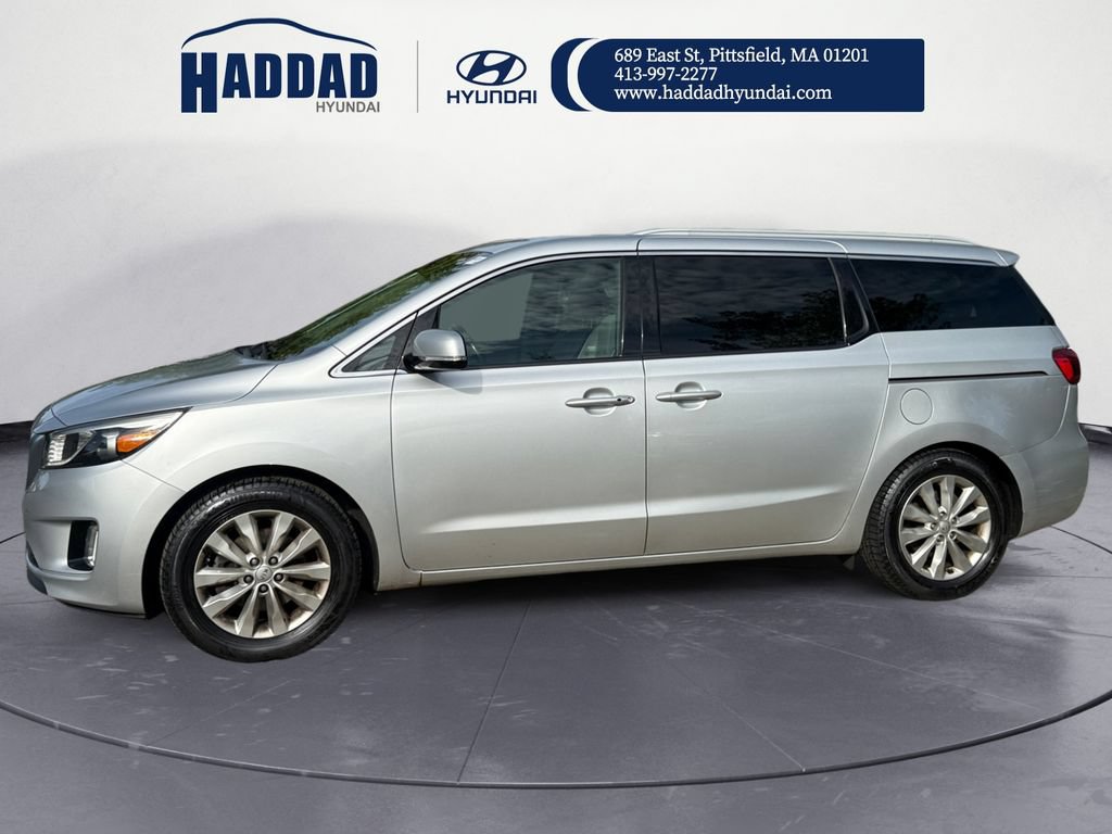 Used 2015 Kia Sedona EX w/ EX Premium Package FWD image 2