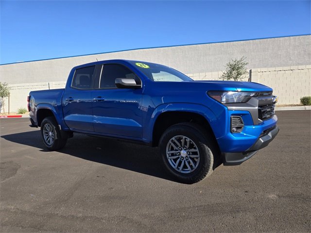 Used 2023 Chevrolet Colorado LT w/ LT Convenience Package image 2