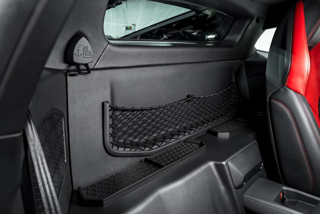 Used 2021 Lamborghini Huracan EVO RWD image 31