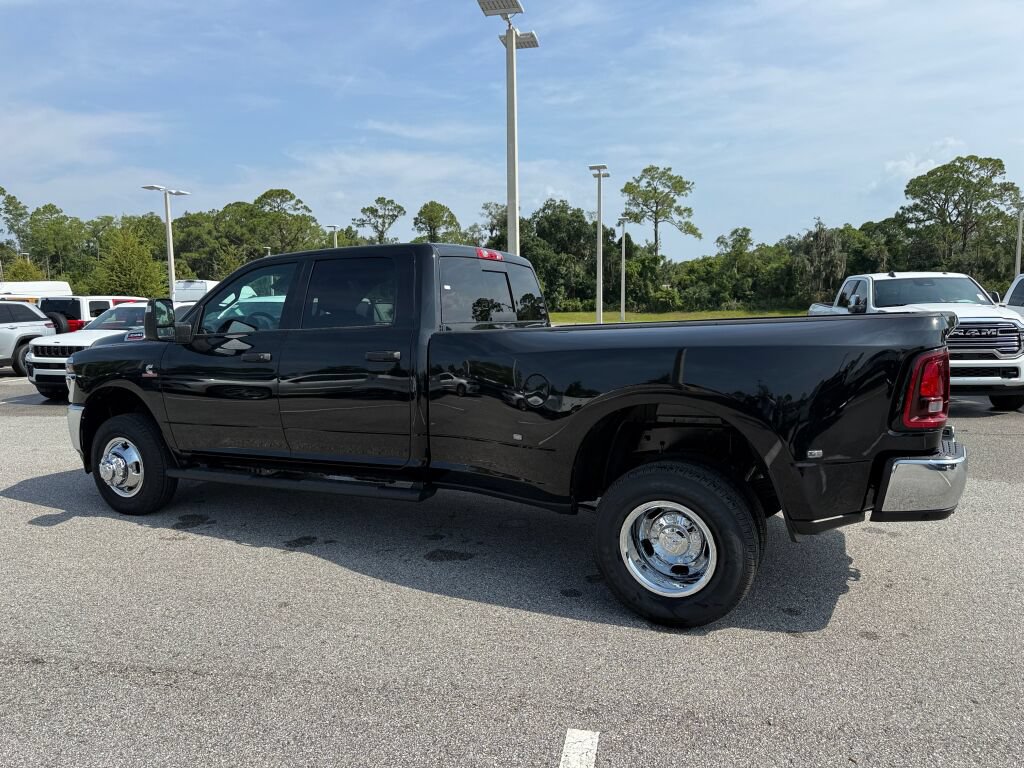 New 2026 RAM 3500 Tradesman AWD/4WD image 5