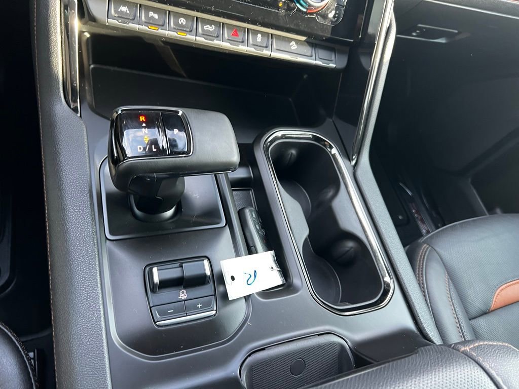 Used 2023 GMC Sierra 1500 AT4 w/ AT4 Premium Package image 15