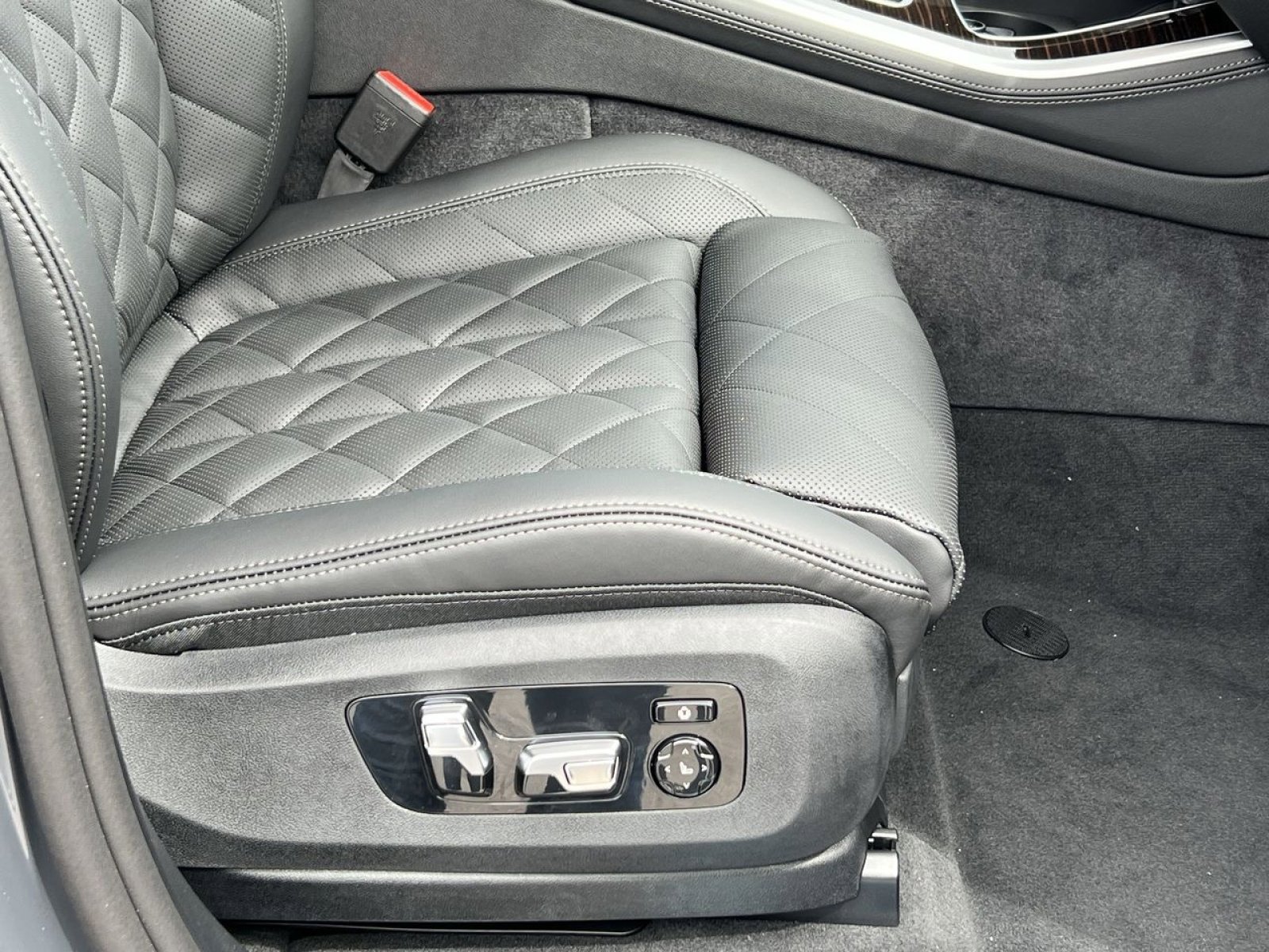 New 2026 BMW X5 xDrive40i image 27