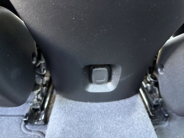 Used 2023 Chevrolet Malibu RS FWD image 21