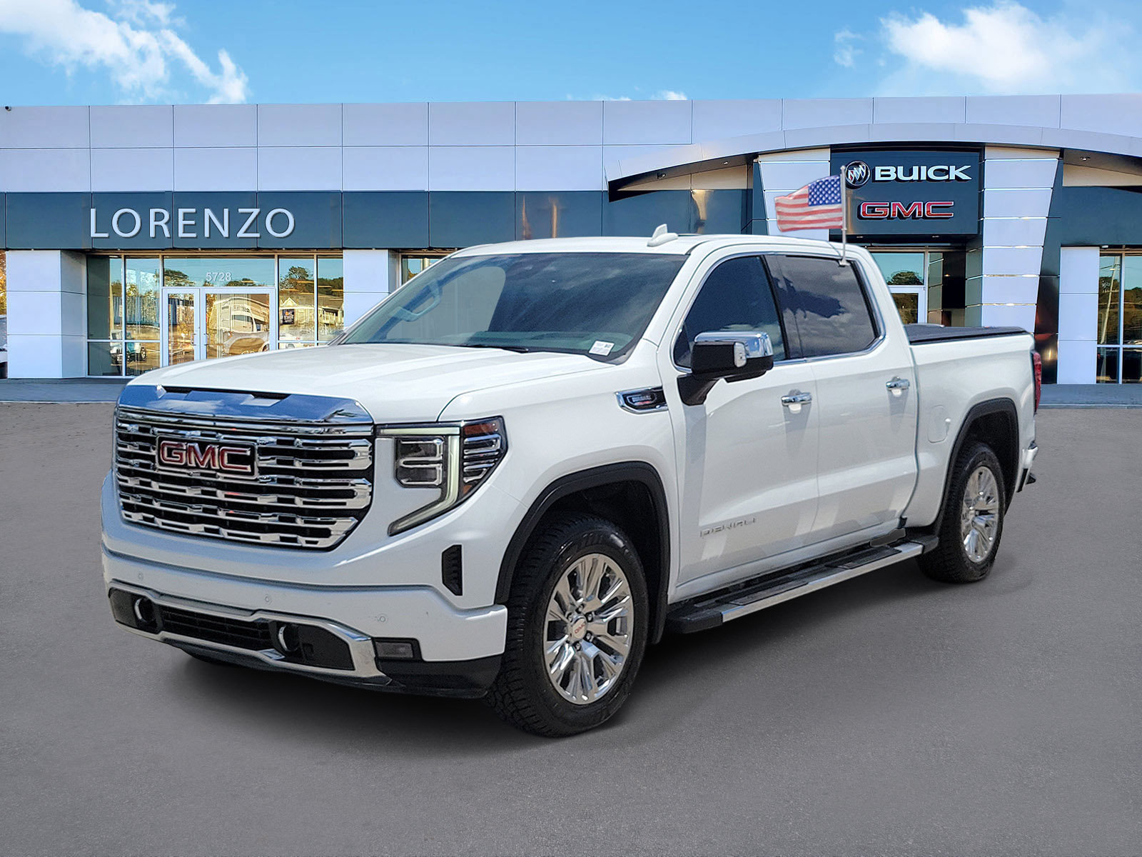 Used 2024 GMC Sierra 1500 Denali w/ Technology Package AWD/4WD image 1
